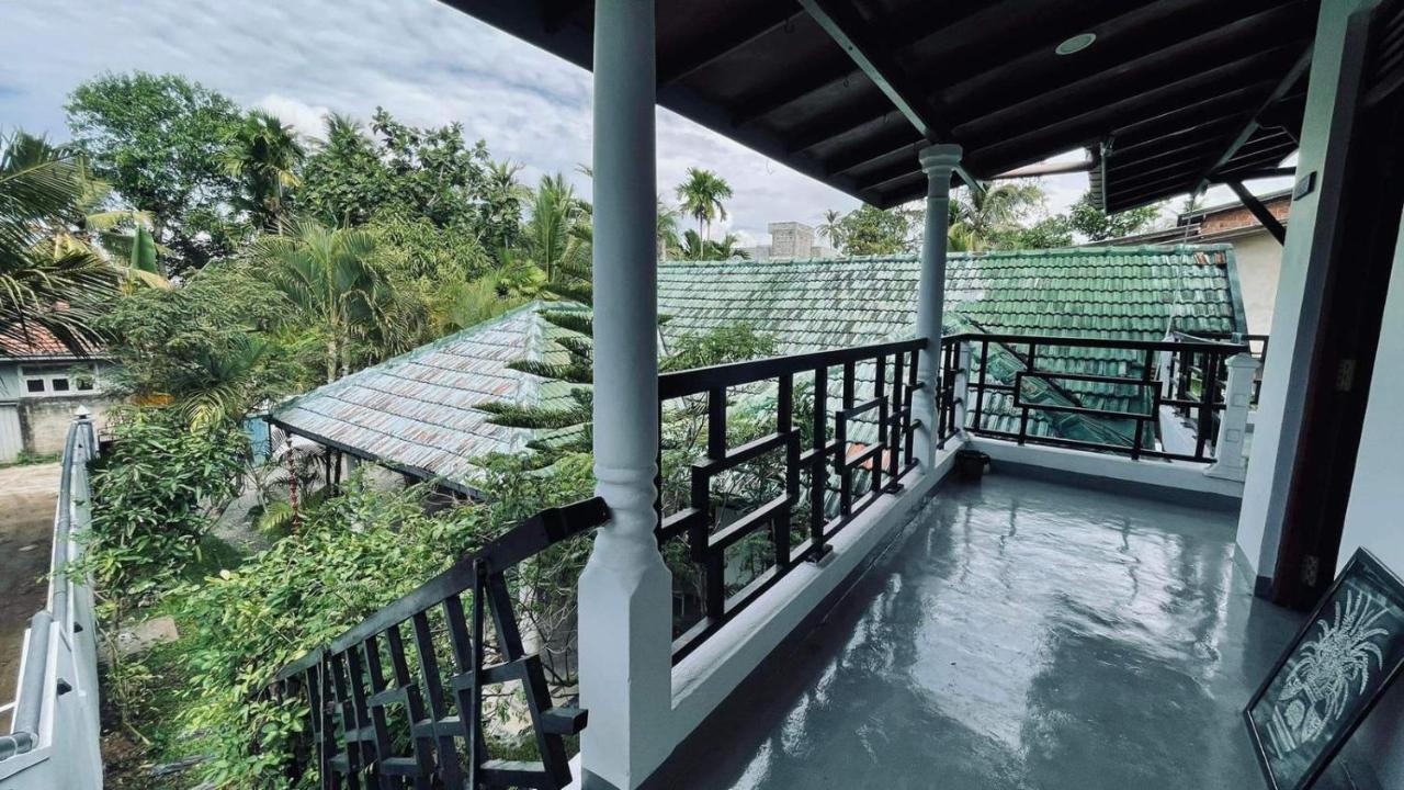 Rituale Guest House - Surf & Yoga Mirissa Exterior photo