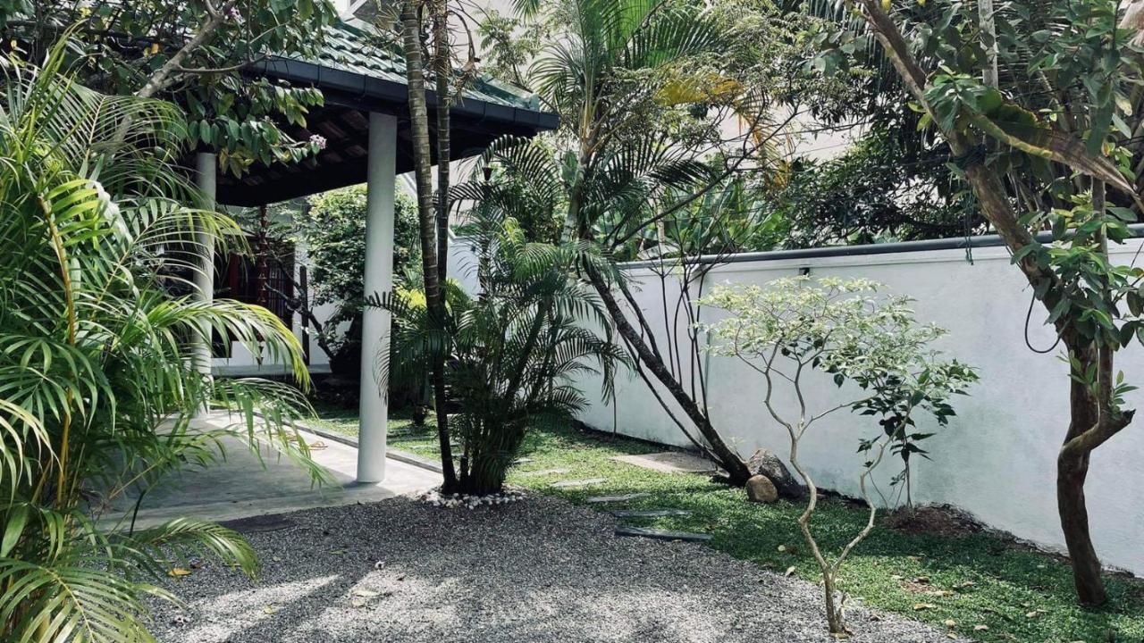 Rituale Guest House - Surf & Yoga Mirissa Exterior photo